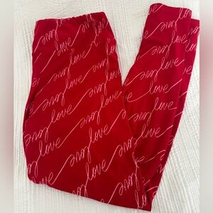LuLaRoe Valentine leggings.